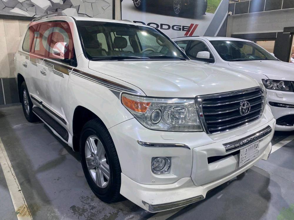 تويوتا لاندكروزر